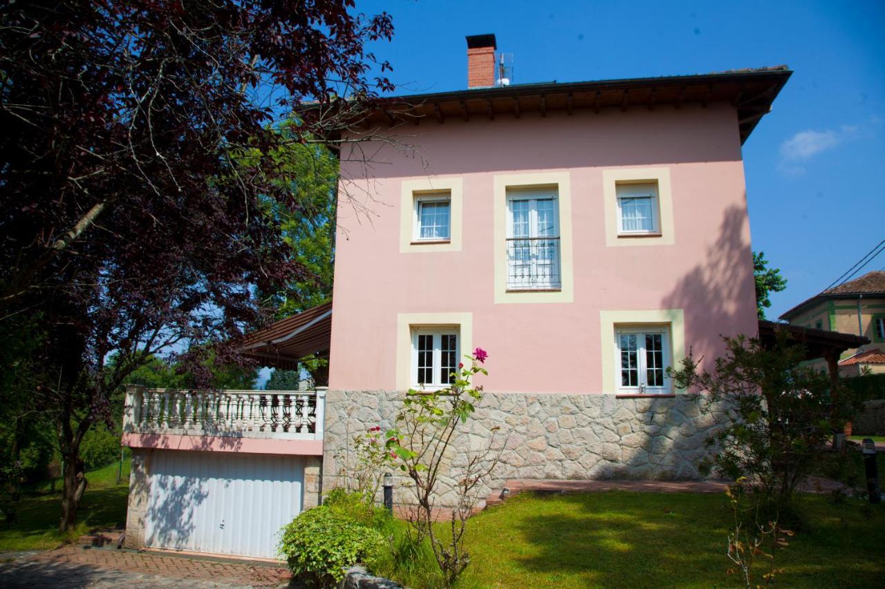 Villa Mercedes Piloña Eksteriør billede