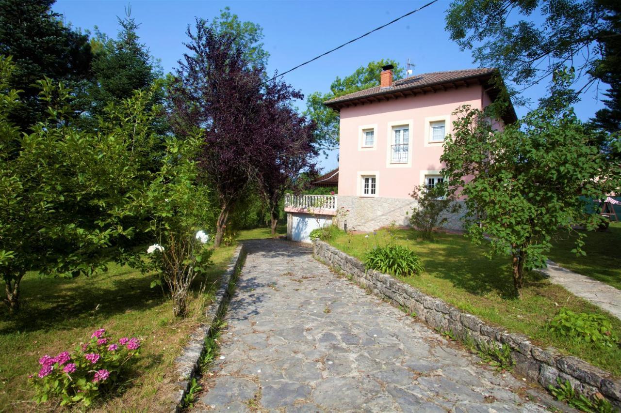 Villa Mercedes Piloña Eksteriør billede